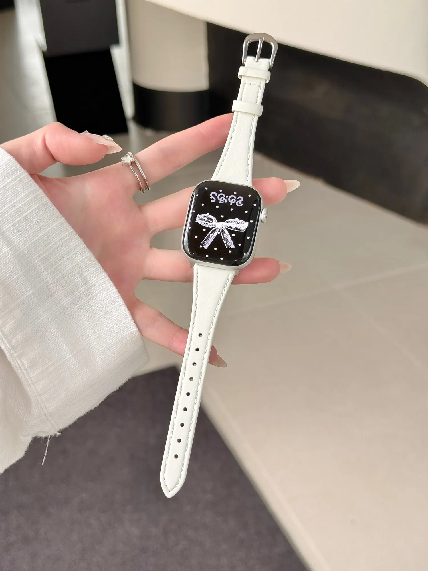 New soft double-sided leather strap for Apple Watch Band Women Series S11/10/8/7/6/5/9 40mm 41mm 38mm 42mm 44mm 45mm 46mm