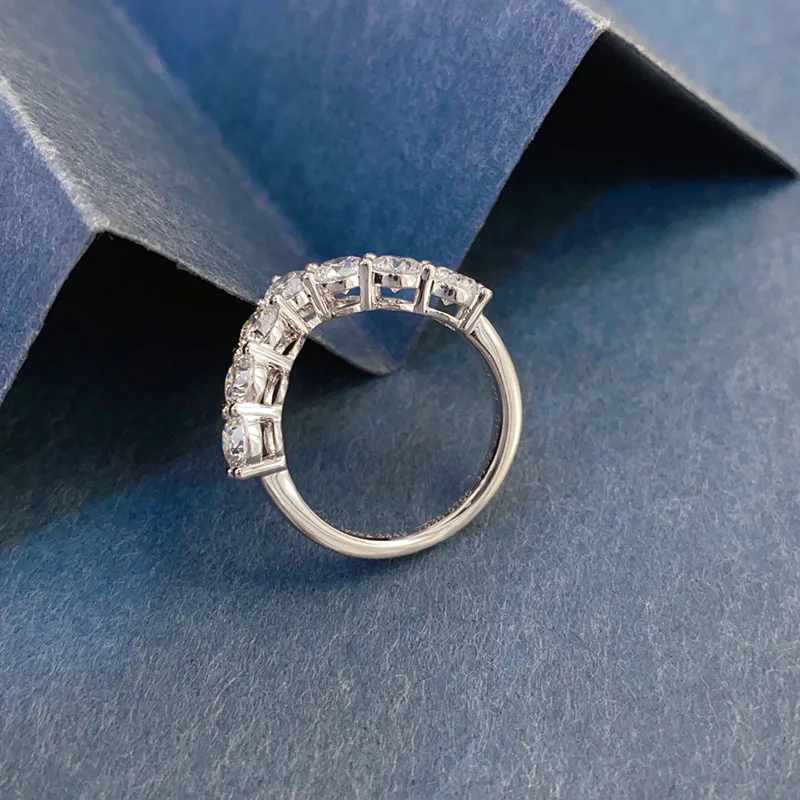 V-förmiger, stapelbarer Ring mit 0,3 Karat, runder Schliff, CVD HPHT, im Labor gezüchteter Diamant, Farbe DEF, Reinheit VS–VVS, Platin 950, edler Schmuck, Braut- und Hochzeitsring. – Detail 6