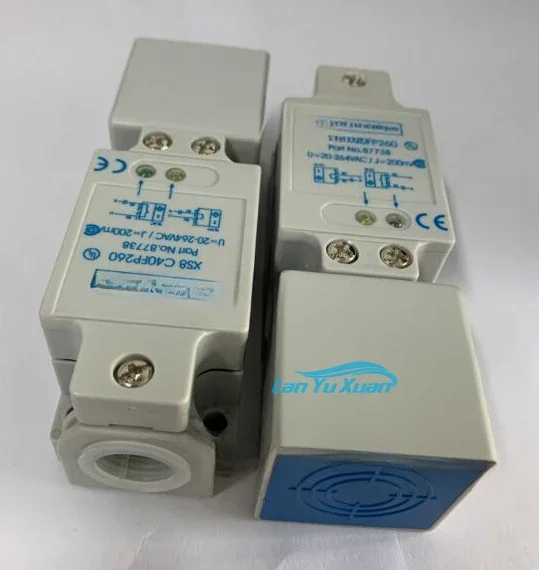 

Square Sensor XS8-C40FP260 XS8-C40PC440 XS8-C40NC440 XS8C40FP260 XS8C40PC440 XS8C40NC440 Inductive Proximity Switch