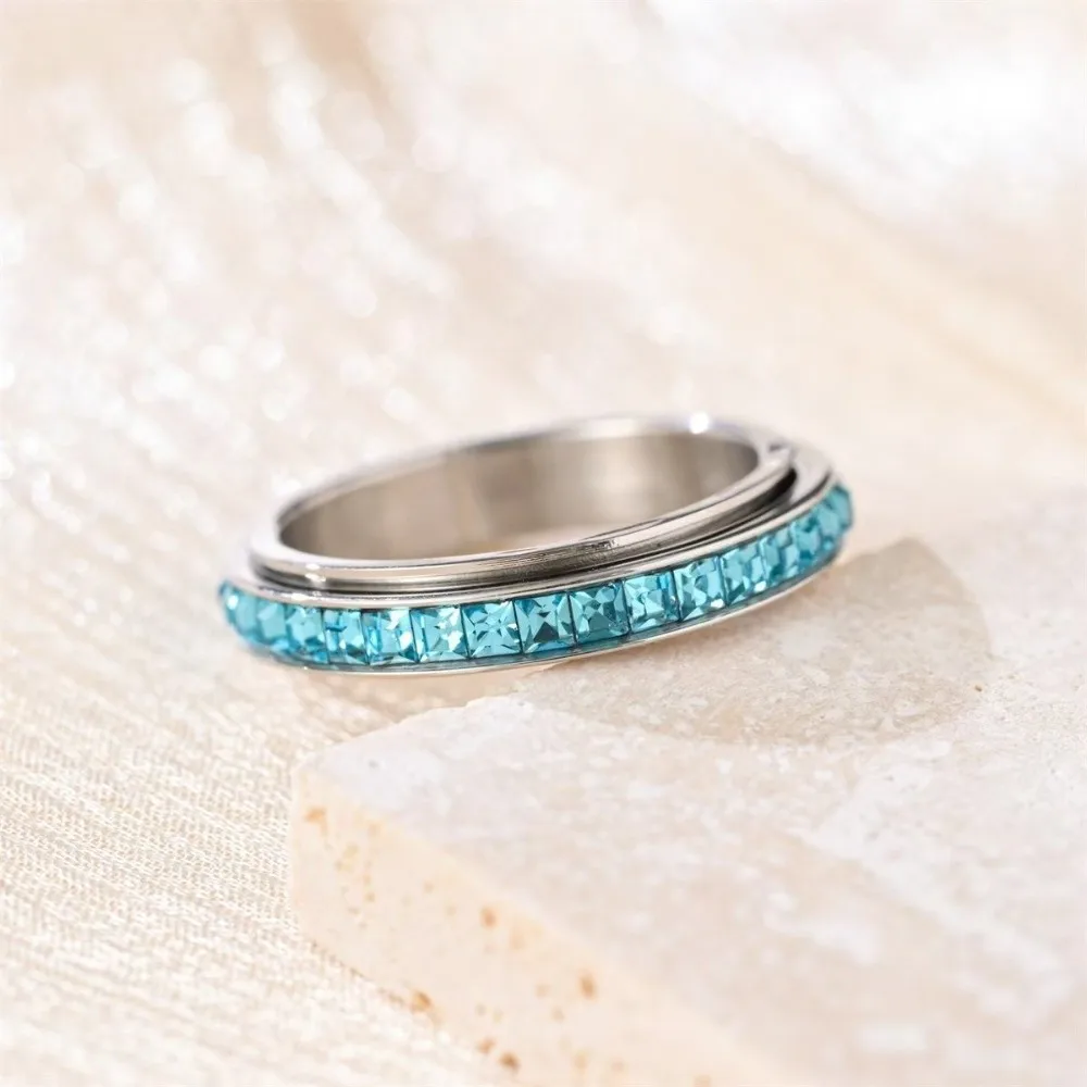 Cubic Zirconia Women's Anxiety Ring Size 6-10 Light Luxury Stainless Steel Spinner Fidget Ring Sparkling Fashion Jewelry