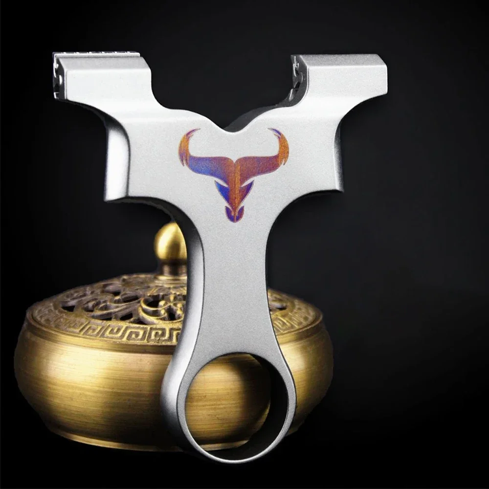 High-quality Titanium Alloy Dragon-tooth Slingshot Straight Plate High-precision Outdoor High-power Slingshot Hunting Shooting