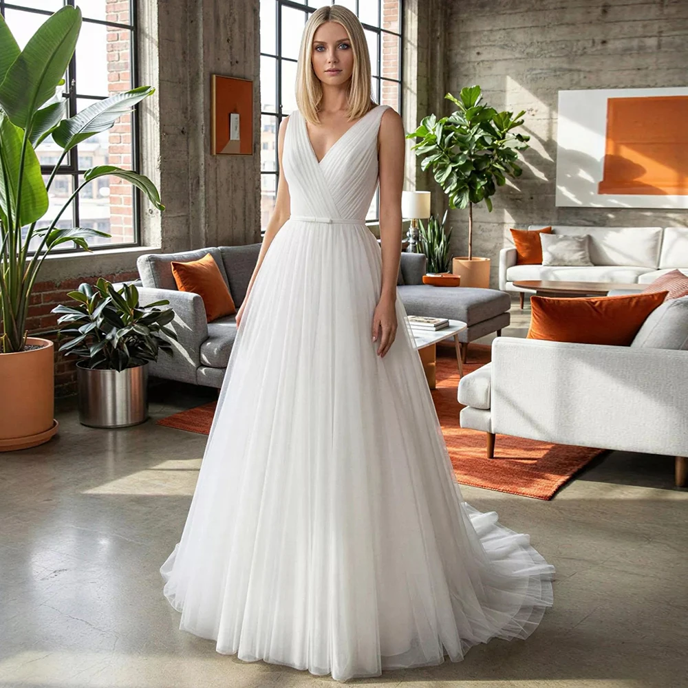 

Elegant Women V-Neck Pleated Tulle A-Line Wedding Dress with Low Zipper Back and Sweep Train Sleeveless Bridal Gowns Customized