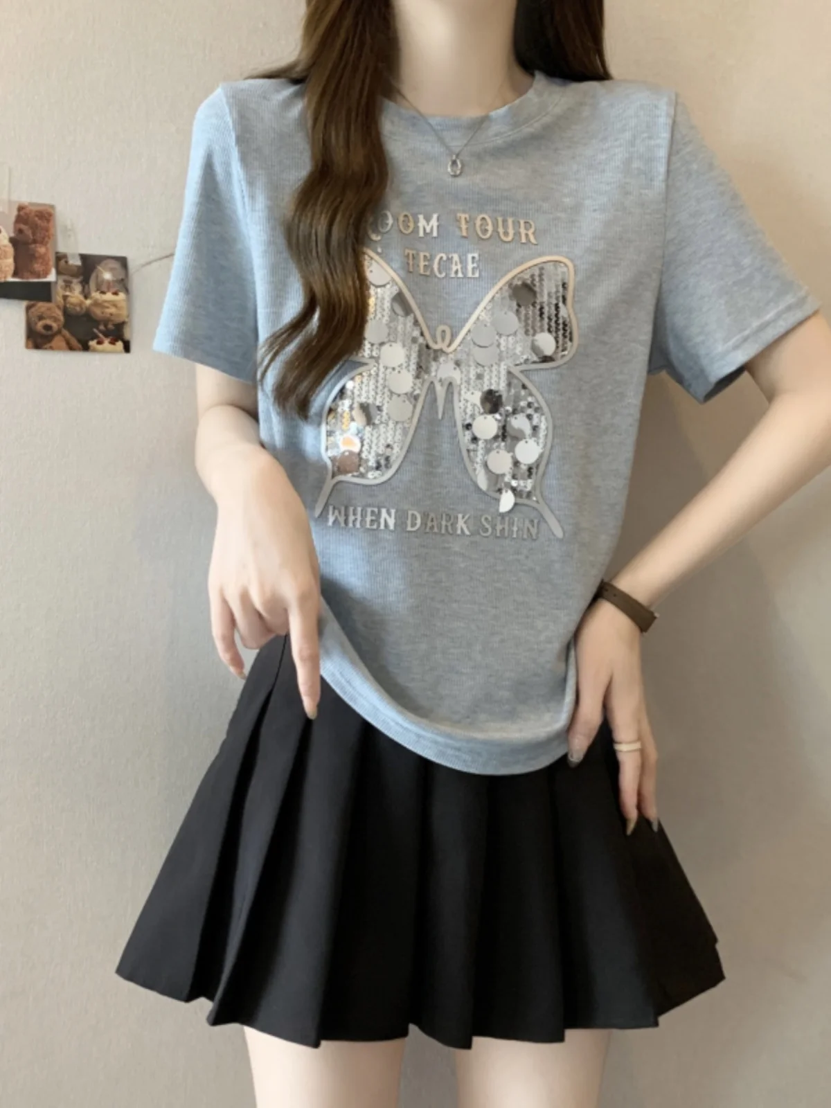 Shiny  Embellished Light Blue Short Sleeve T-Shirt Women's Summer plus Size Fashionable Age-Defying Asymmetrical Top