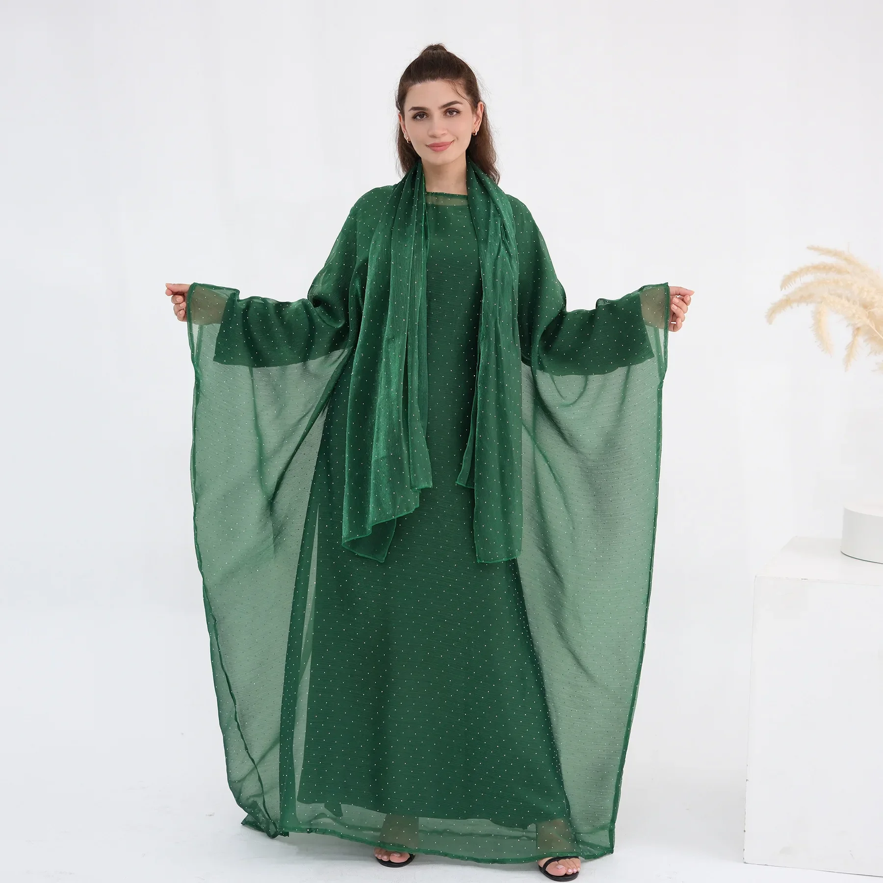 

Dubai Middle East Luxury Diamond Dress Hijab Abaya 3Pcs Muslim Sets Women Turkey Kaftan Djellaba Eid Robe Islam Jalabiya Kebaya