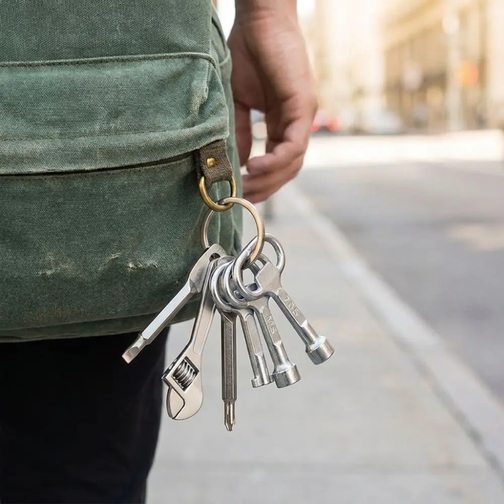 Simple Portable Wrench Keychain Metal Multi-Function Wrench Pendant Keyring Miniature Repair Tools Keychain Schoolbag Hanging