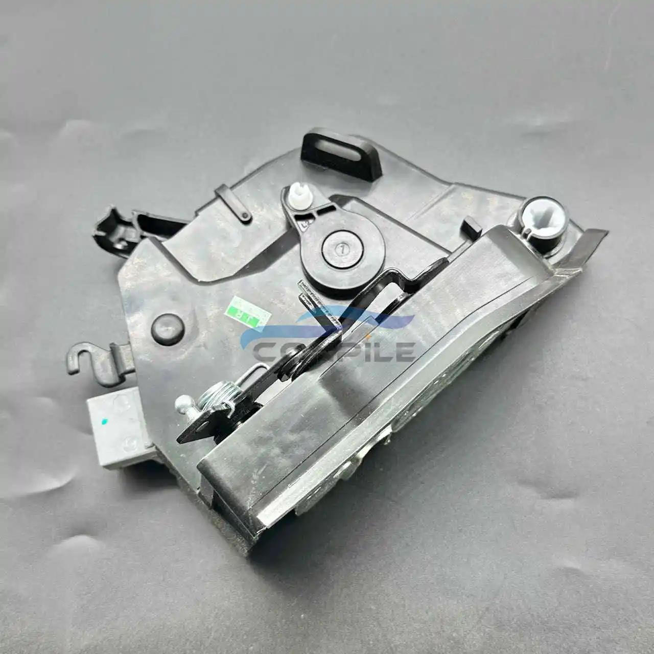 

for 1998-2005 BMW X5 E53 3.0 4.6 4.8 central control door lock actuator motor