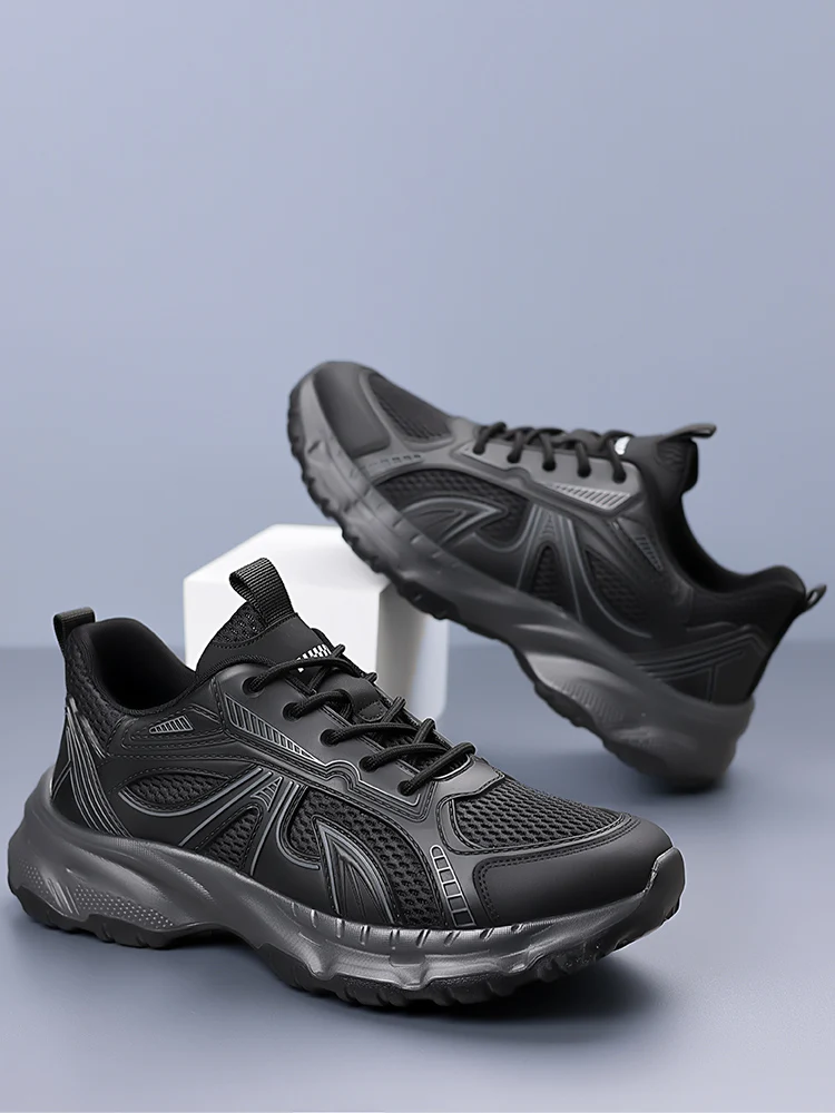 les-nouvelles-chaussures-de-course-rembourrees-en-mousse-de-caoutchouc-ultralegeres-a-la-mode-sont-aimees-par-les-jeunes