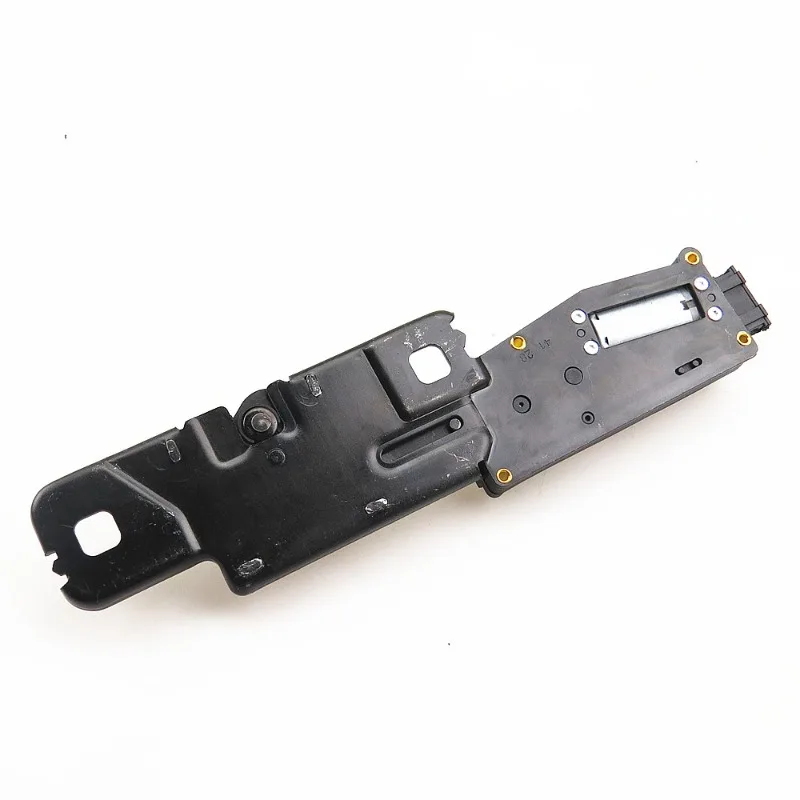 4F9 827 383 G 4F9 827 383G 4F9827383G Tailgate Lid Lock Latch Actuator Block Motor For VW Tiguan Passat Q5 Q7 2007-2009