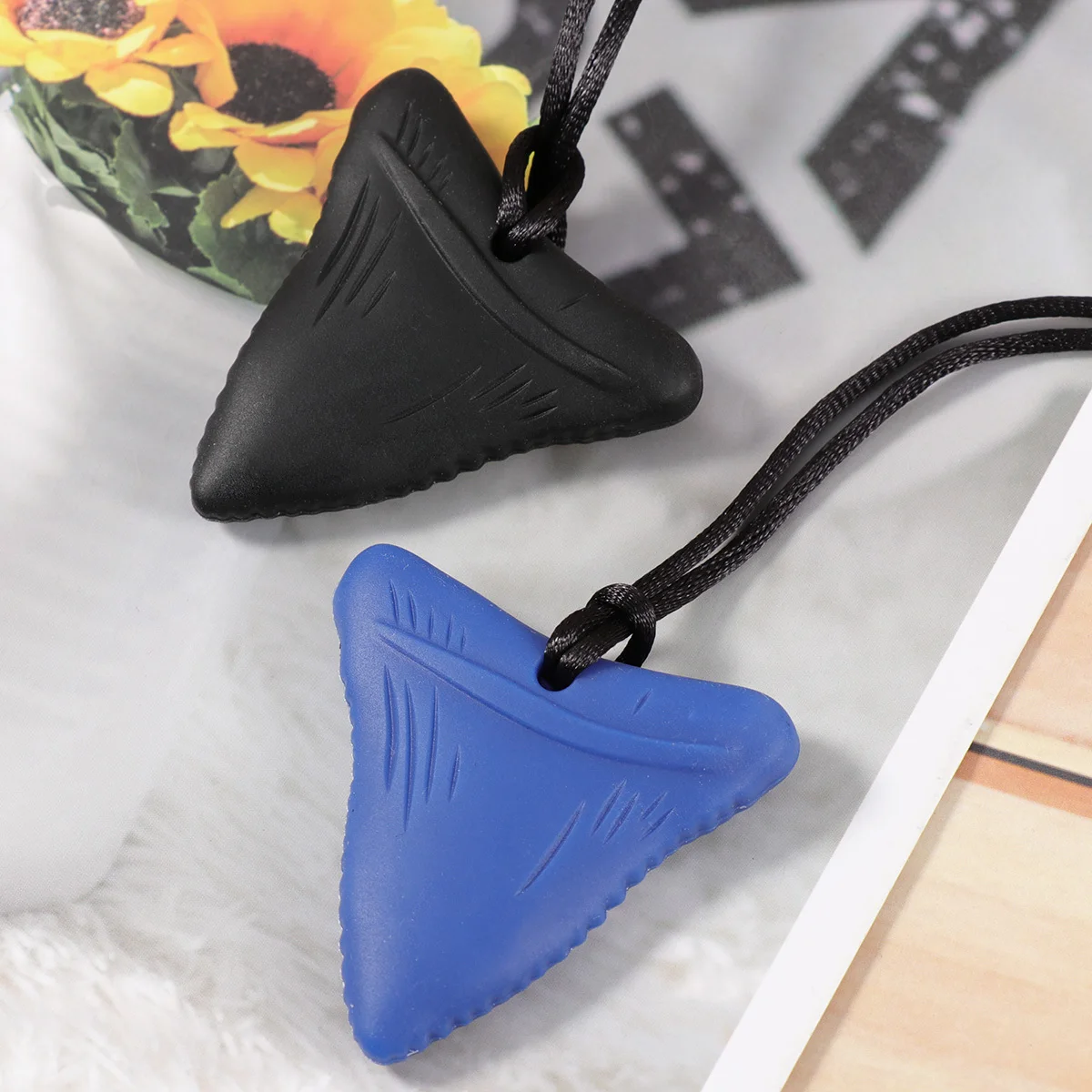 

3 шт. силиконовое ожерелье для прорезывания зубов для младенцев жевать яркий молярный тренировочный сенсорный успокаивающий подарок