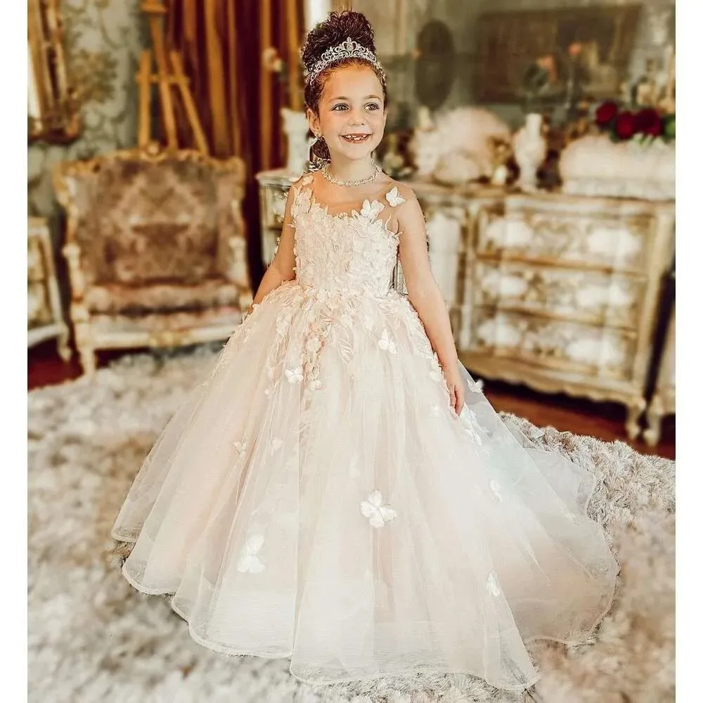 

Customized Princess Flower Girl Dresses for Wedding Butterfly Sleeveless Girl Kids Birthday Party First Holy Communion Gowns
