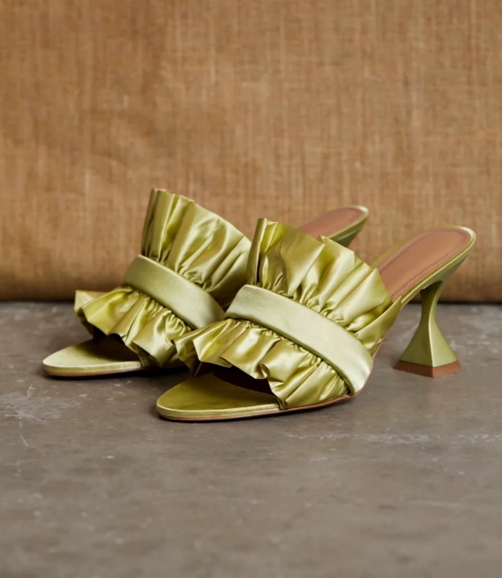 Elegant Light Satin Open-Toe Mule Heels Ruffled Frill Trim Flared Block Heel Backless Design Romantic Style for Evening
