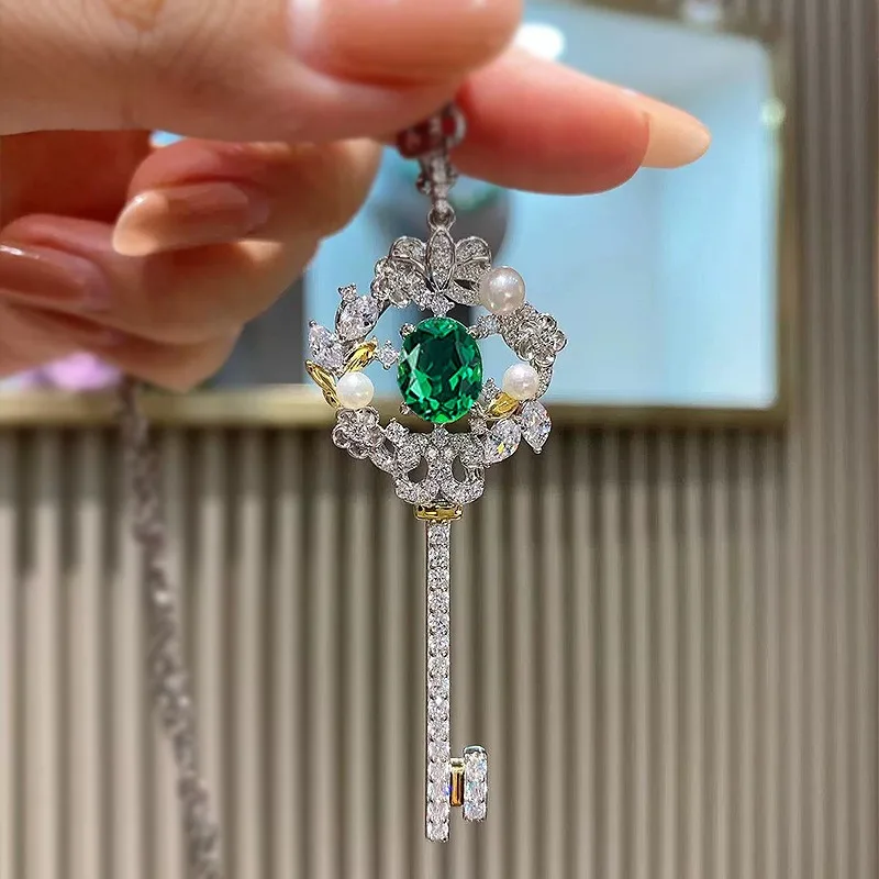 Silver Color/Rose Gold Color Key Necklace for Women Dazzling Crystal CZ Stone Korean Fashion Versatile Female Jewelry Hot