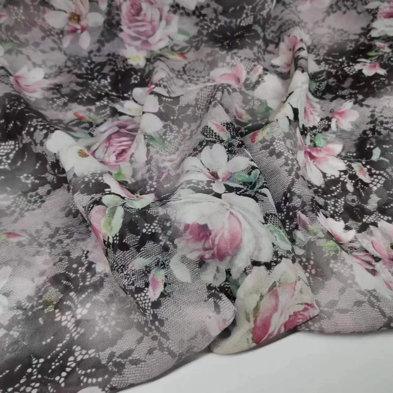 

100% Silk Georgette Shimmer Ethnic Floral Qualified Shiny Silk Breathable Fabric