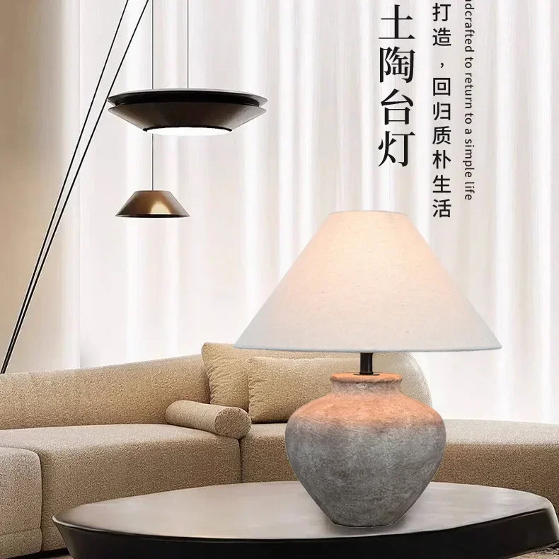 โคมไฟตั้งโต๊ะ โคมไฟข้างเตียง ห้องนอน สไตล์ญี่ปุ่นย้อนยุค ของตกแต่งห้องนั่งเล่น โฮมสเตย์ โคมไฟตั้งโต๊ะสไตล์อาร์ตเดโค