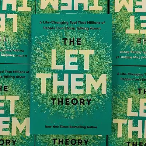 Let Them Theory: 수백만 명이 그 이야기를 멈출 수 없는 인생을 바꾸는 도구, 이 책은 자신의 이야기를 나눕니다.