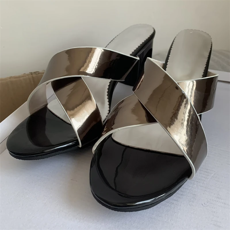 Casual Summer Flip Flops Fashion Thick High Heels Slipper Beach Shoes for Women Gold silver Mules Shoes Women 2021 Plus size