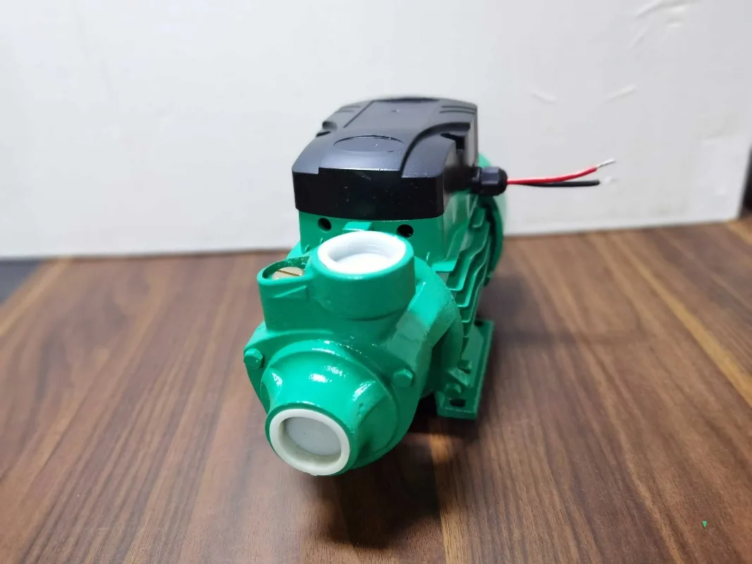 Brushless DC QB60 household pressurized high lift well water pumping solar self-priming pump