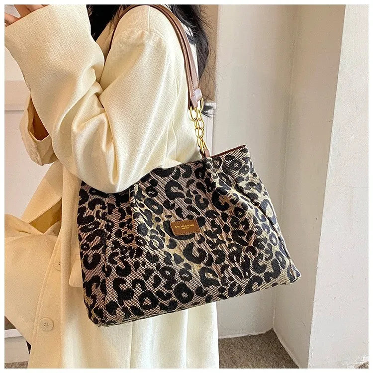 Meistverkaufte Damentasche, Retro-Leopardenmuster, einzelne Achselhöhlen-Umhängetasche, Einkaufstasche mit großer Kapazität, tägliche Handtasche für Frauen beim Einkaufen – Detail 8