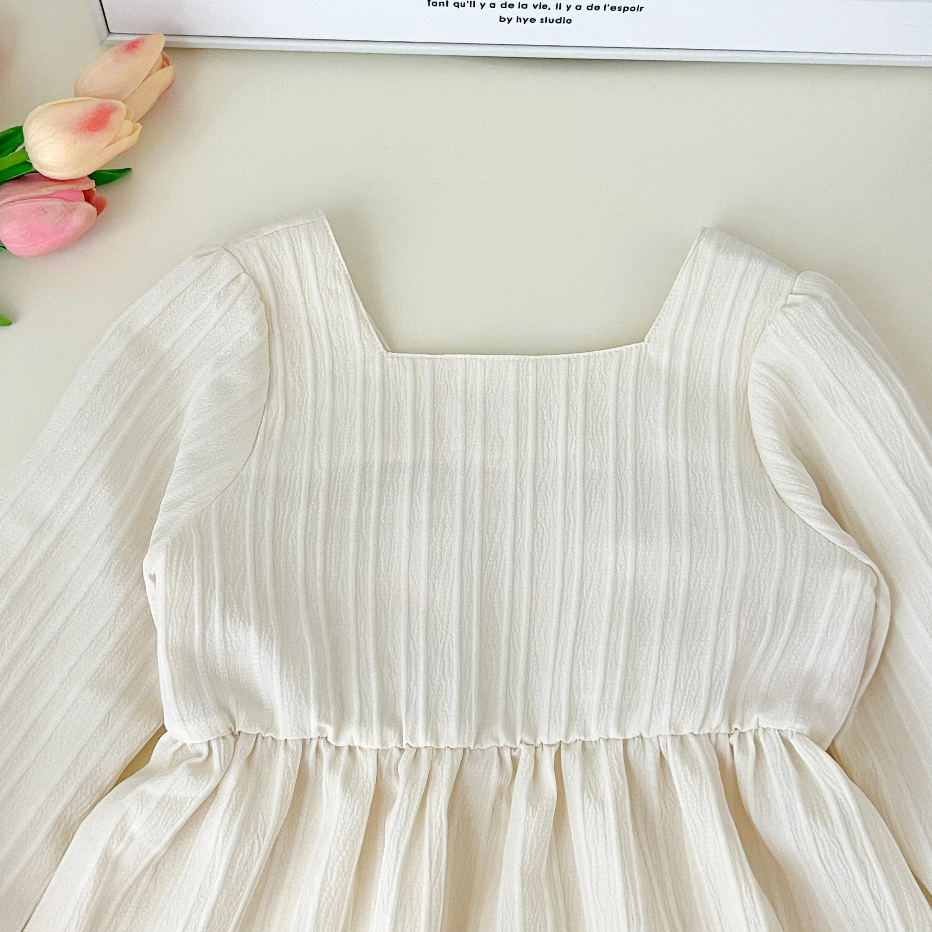 Kinderkleider für Mädchen, besticktes, langärmliges Freizeitkleid mit quadratischem Kragen, Kinderkleidung – Detail 5
