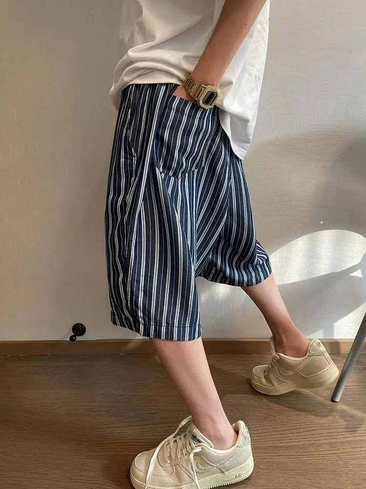 

2026 Stylish Men's Big Size Striped Lightweight Summer Shorts Mid-Length Breathable Cool Casual Ultra Comfortable Fashion Trend