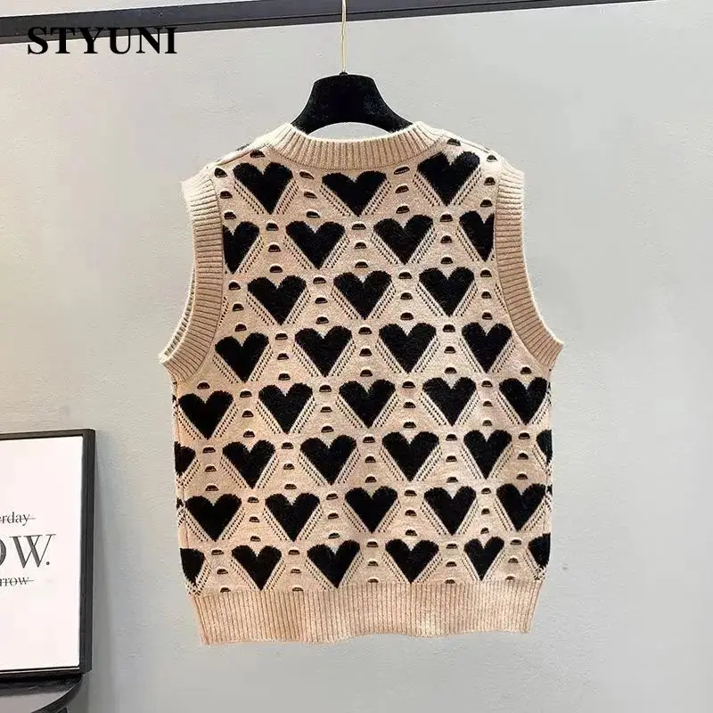 Heart Vintage V-Neck Loose Pullover Knitted Sweater Sleeveless Women's Vest Korean Fashion Autumn Winter Female Tops Female Tops