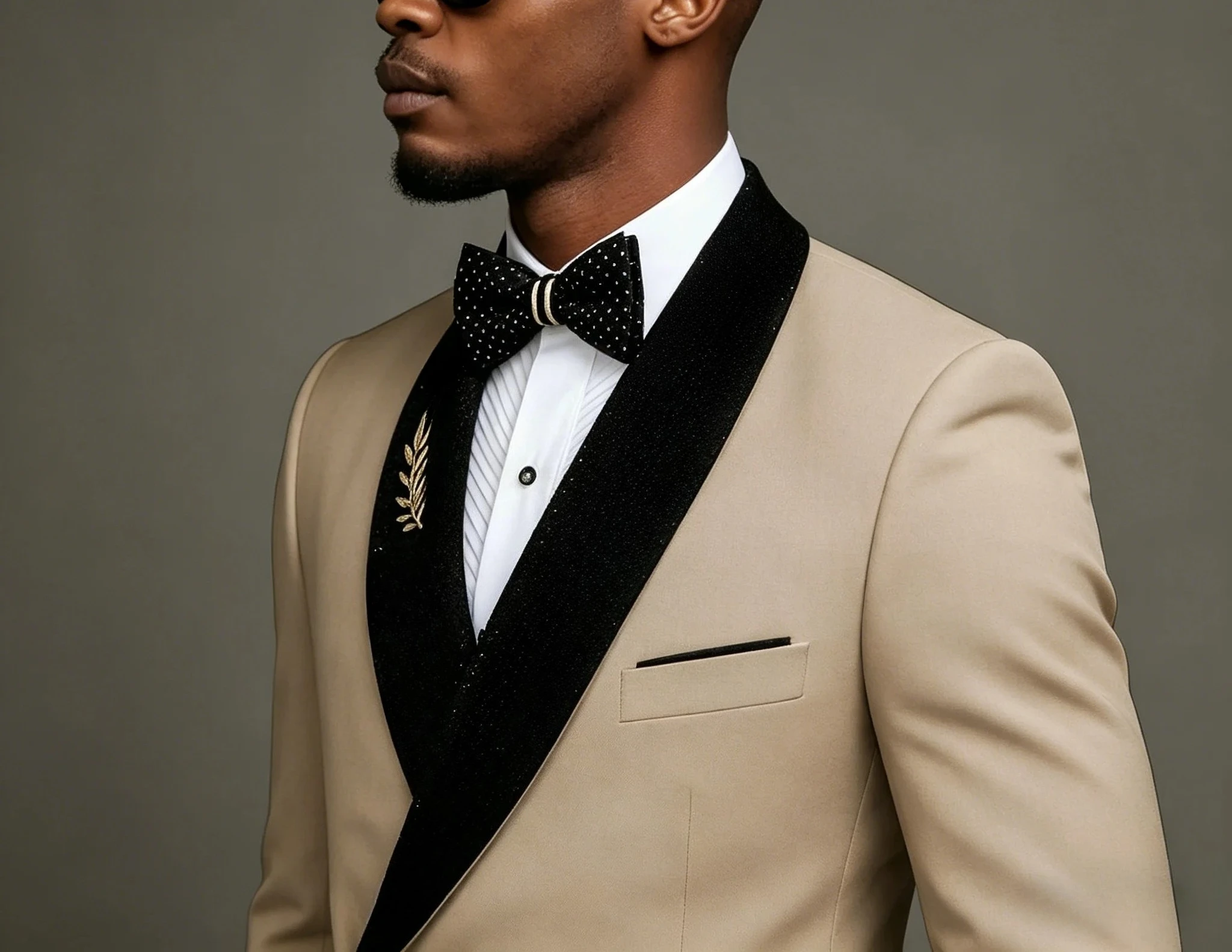 Formal Beige Wedding Men Suits Set Double Breasted Groomsmen Groom Tuxedo Fashion Designs Shiny Shawl Lapel Blazer Pants 2Pcs