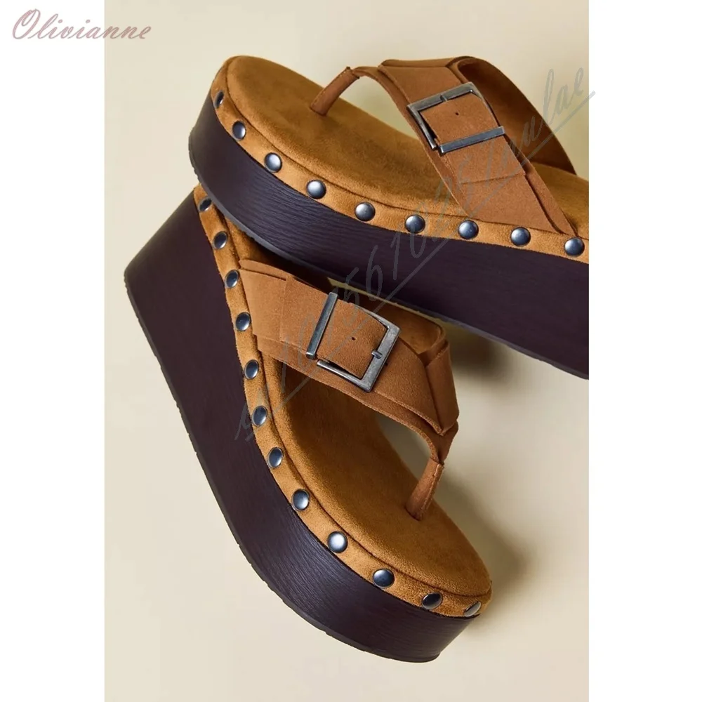 Soft Suede Platform Wedge Flip Flops Women Full Edge Metal Round Rivet Decor Buckle Thong Strap Wedges High Heel Outdoor Shoes