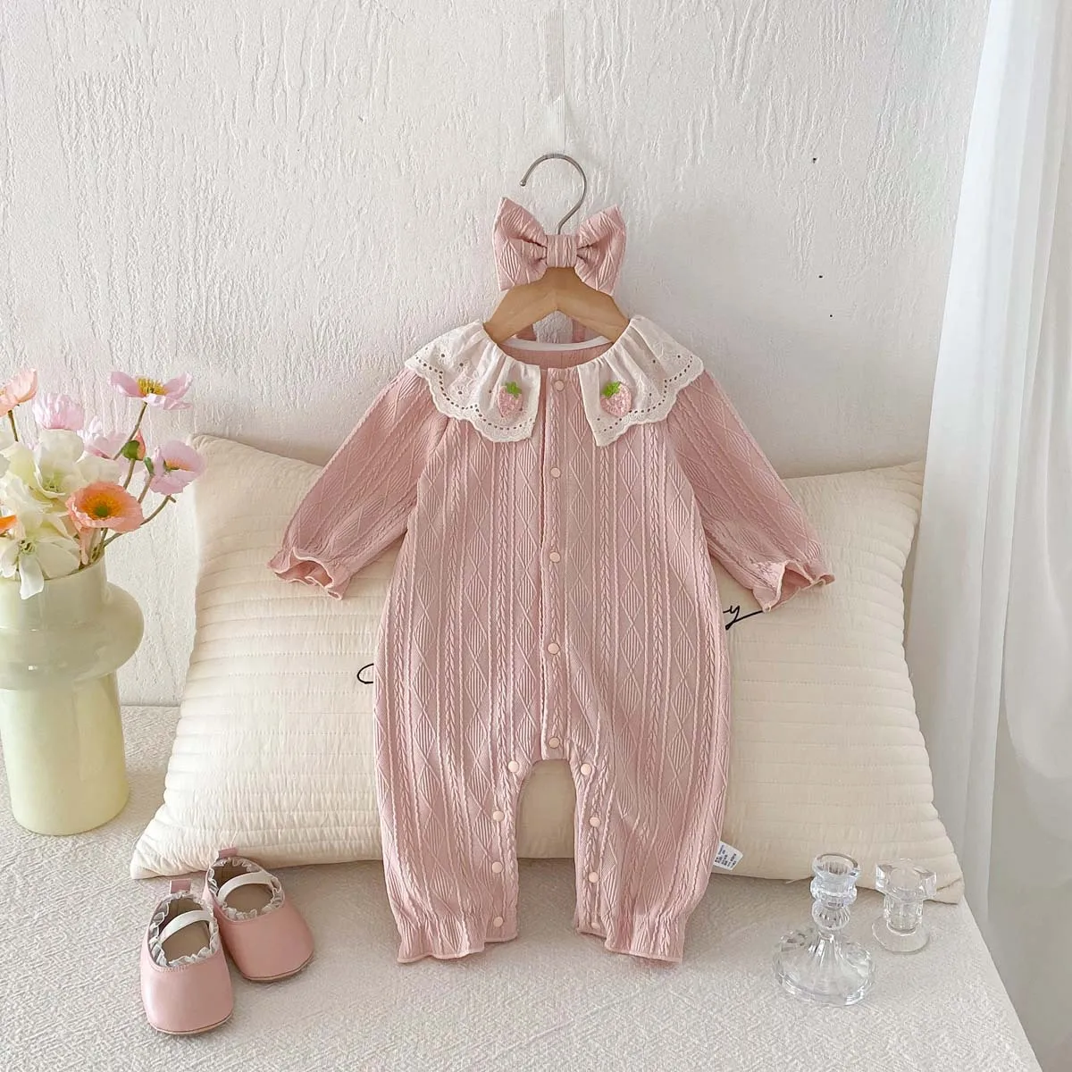Spring and Autumn Jumpsuit for Baby Girls Pink Strawberry Jumpsuit for Babies, Stylish Lace Baby Collar, Full Moon Climbing Suit