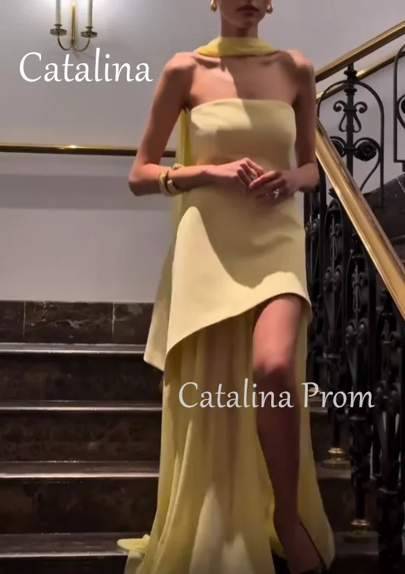 

Halter Neck Prom Dresses 2025 Side High Split Sleeveless Evening Dresses Elegant Yellow Strapless Customized Party Dresses