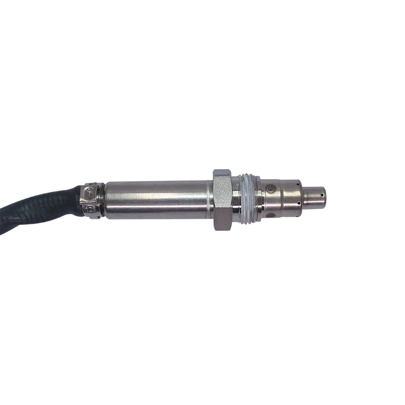 Car 24V Nitrogen Nox Oxygen Sensor 5WK97372 for RVI Truck Auto Part 22827995 7422827995