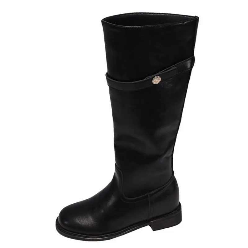 Retro-kasual knielange Stiefel. Verstecktes Design zur Höhenvergrößerung. Runde Zehen, niedriger Absatz, lange, dicke Stiefel für einen Cowboy-Look. – Detail 15