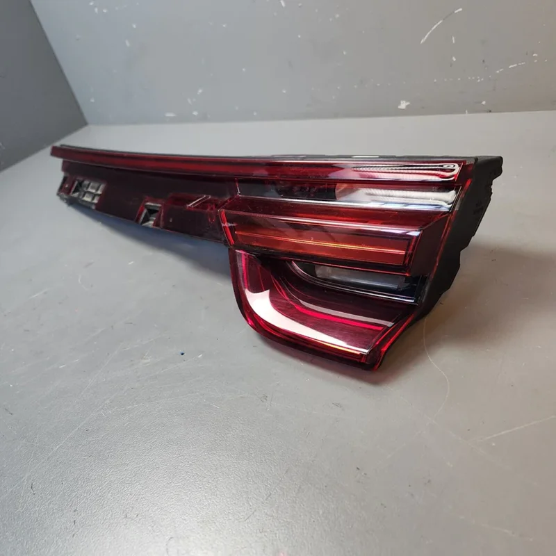 Red 2017+ 971 LED Rear Through Taillight Upgrade for Porsche Panamera 970 2010-2016 Tail Lamp 971945091B 971945092B 973945207D