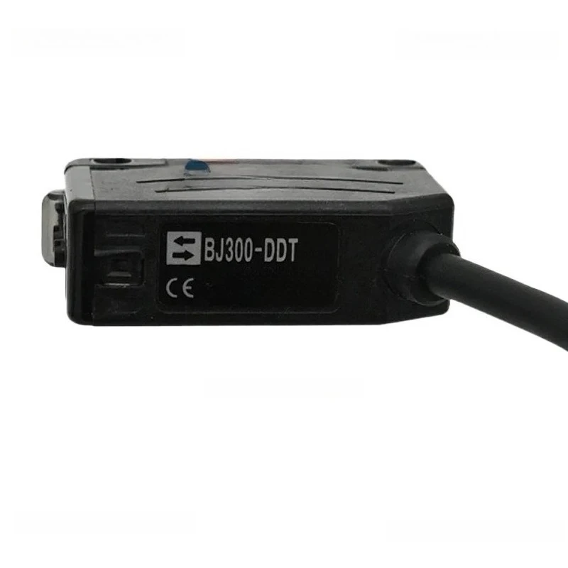 BJ100-DDT BJ300 BJ1M BJ3M-PDT-P BJ100-DDT-C-P New Small Square Infrared Photoelectric Switch view 2