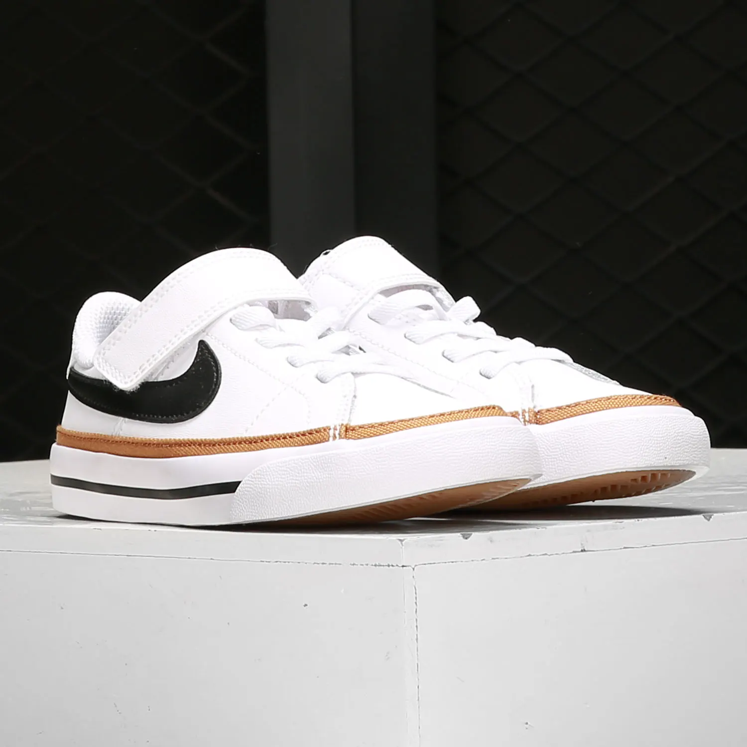 

Оригинальная детская удобная спортивная обувь для отдыха Nike COURT LEGACY DA5381-102