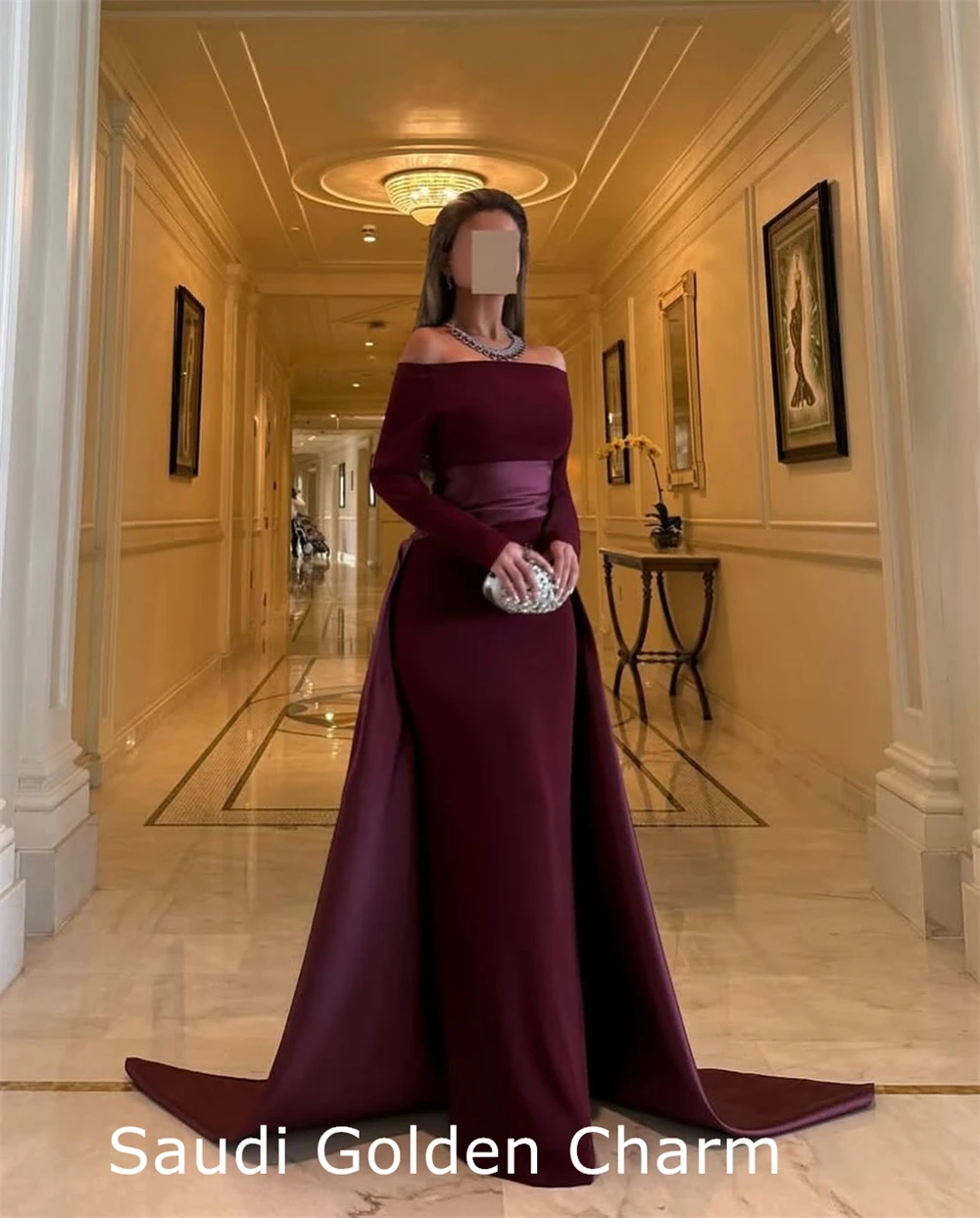 

Customized Fashion Burgundy Satin Evening Dress Delicate Boat Neck Off the Shoulder Long Sleeves Party Dress Soft Celebrity Gown