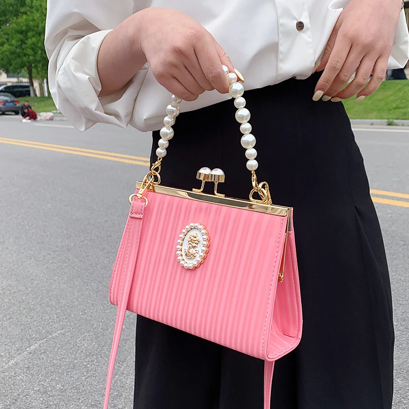 luxury designer lady crossbody bags Wedding evening bag with pearls elegant bags for women banquet fashion handbags for women