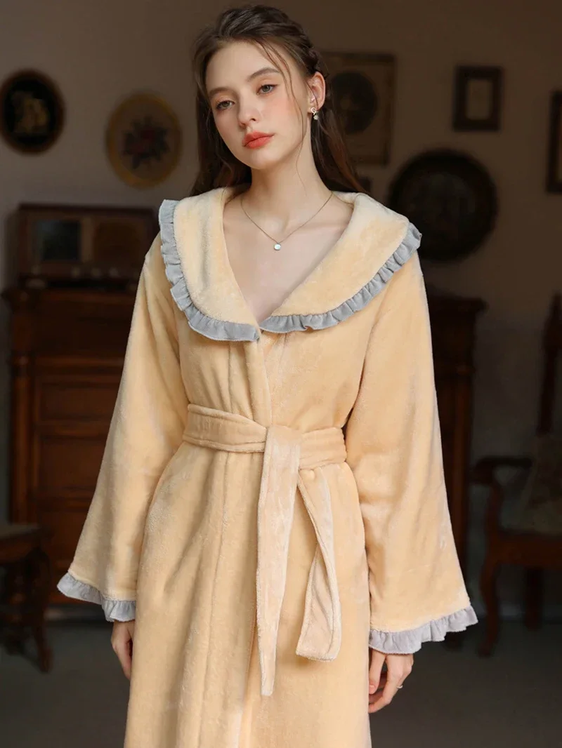 Yellow Winter Long Sleeve Robe Princess Nightwear Velvet Loose Women Vintage Sweet Fairy Victorian Sleepwear French Morning Gown