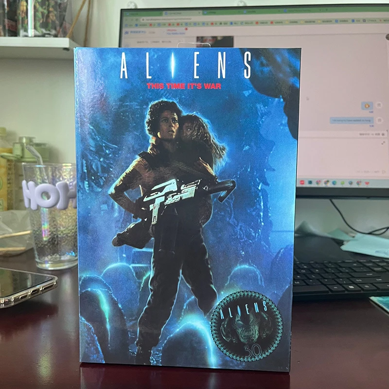 NECA ALIEN 2 LT Ellen Ripley Newt Figure Giger Xenomorph Facehugger Aliens Predator Action Figure Model Toys Cool Doll Present