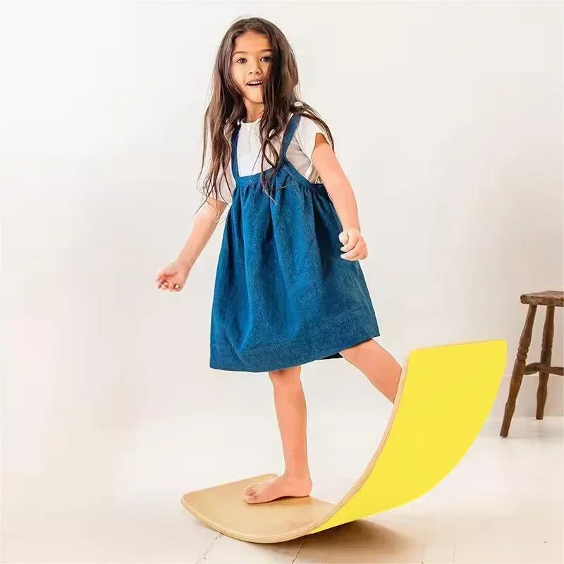 Wholesale balance board with wool felt Kids Open Ended Learning Toy for Body Training Wooden Rocker Curvy Board Kid Size