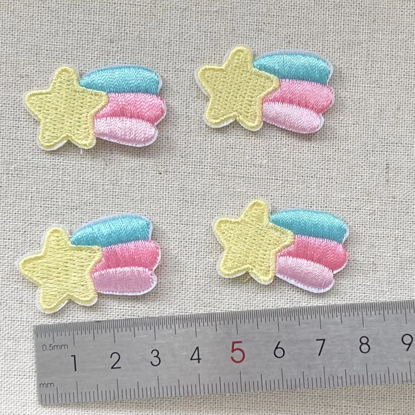 Miniatura Estrela Cartoon Resina Flatback Cabochões, DIY Artesanato Materiais, Jóias Fazendo Encantos, 5Pcs