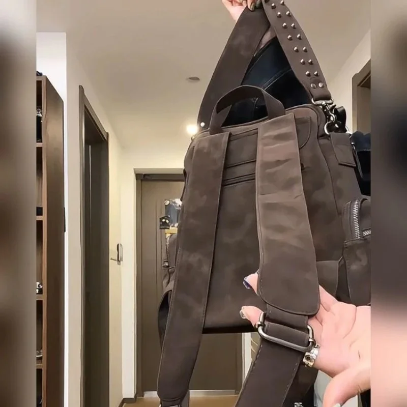 브라운 여행 배낭 학생 빈티지 리벳 그런지 배낭 streetwear y2k 미적 가방 여성용 패션 유행