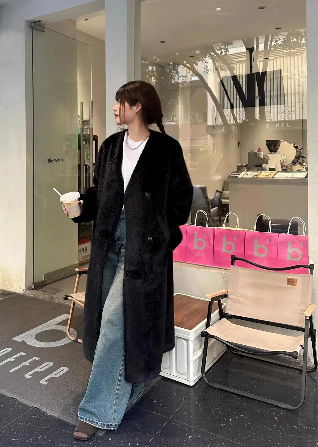 Veste en fausse fourrure pour filles, manteaux pour femmes, uniforme chauffant brillant, Style de rue jeune, extensible sur le devant, caractéristique argentée, glands confortables, tendance