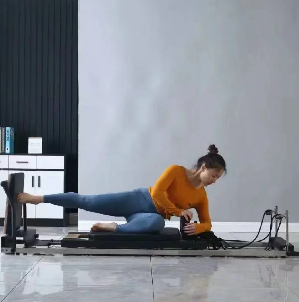 Excellent Top Quality Hot SalesHigh-end Home Gym Yoga Reforming Bed Metal Home Aluminum Alloy Pilates Training Bed Foldable Tele