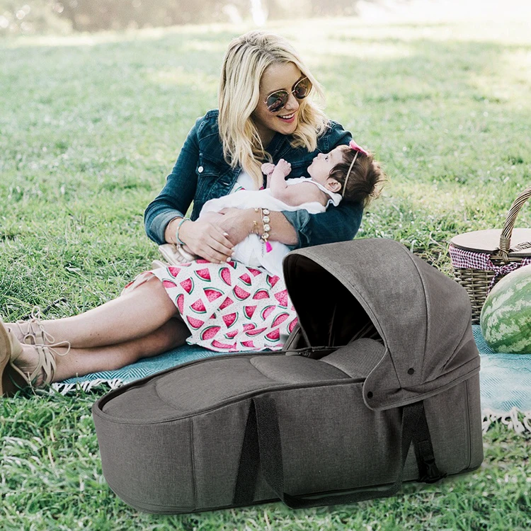 

Modern Portable Baby Nest Bed with Pillow Crown Bassinet & Lounge Carry Nest Kid's Snuggle Bucket Dress up with Doll for Hotels