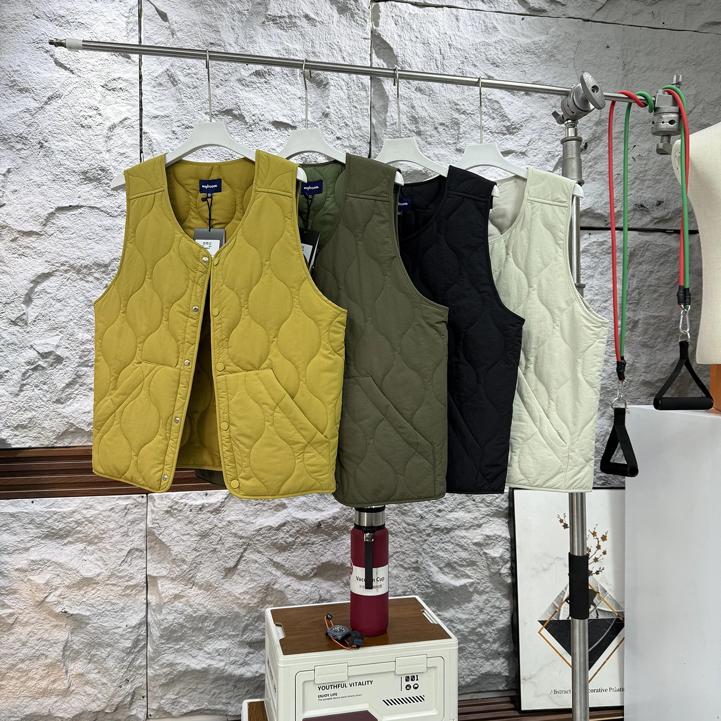 Water-Resistant Light-Weight Cotton Vest Unisex Autumn Winter Thermal Fashionable round Neck Side Pocket Regular Length Vest