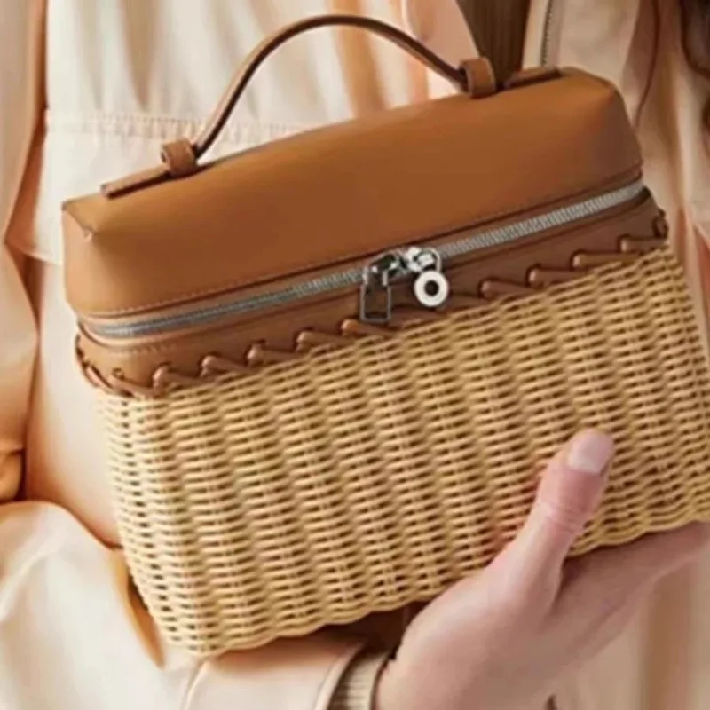 

2025 Rattan Woven Montage Women Handbags Eco-Friendly Summer Vintage Rattan Bag Handmade Kintted Woven Crossbody Bag Flap Purses