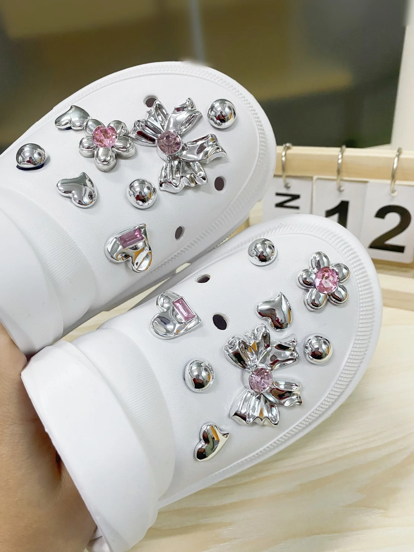 16pcs Shoe Ornaments With Drilled Hole, Pink, Rhinestone, Bowknot, And Floral Diy Detachable Shoe Decoration Buckle For Sandals,