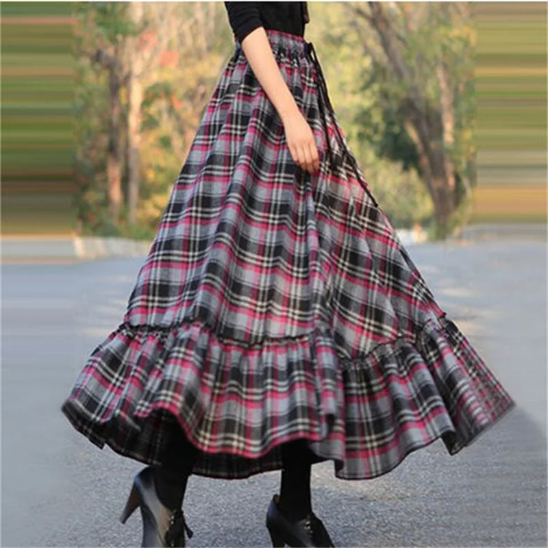 

2025 New Autumn Winter High waist Half Skirt for Women Fresh Sweet Black Plaid Long Hanging A-line Half Skirt Elastic waist