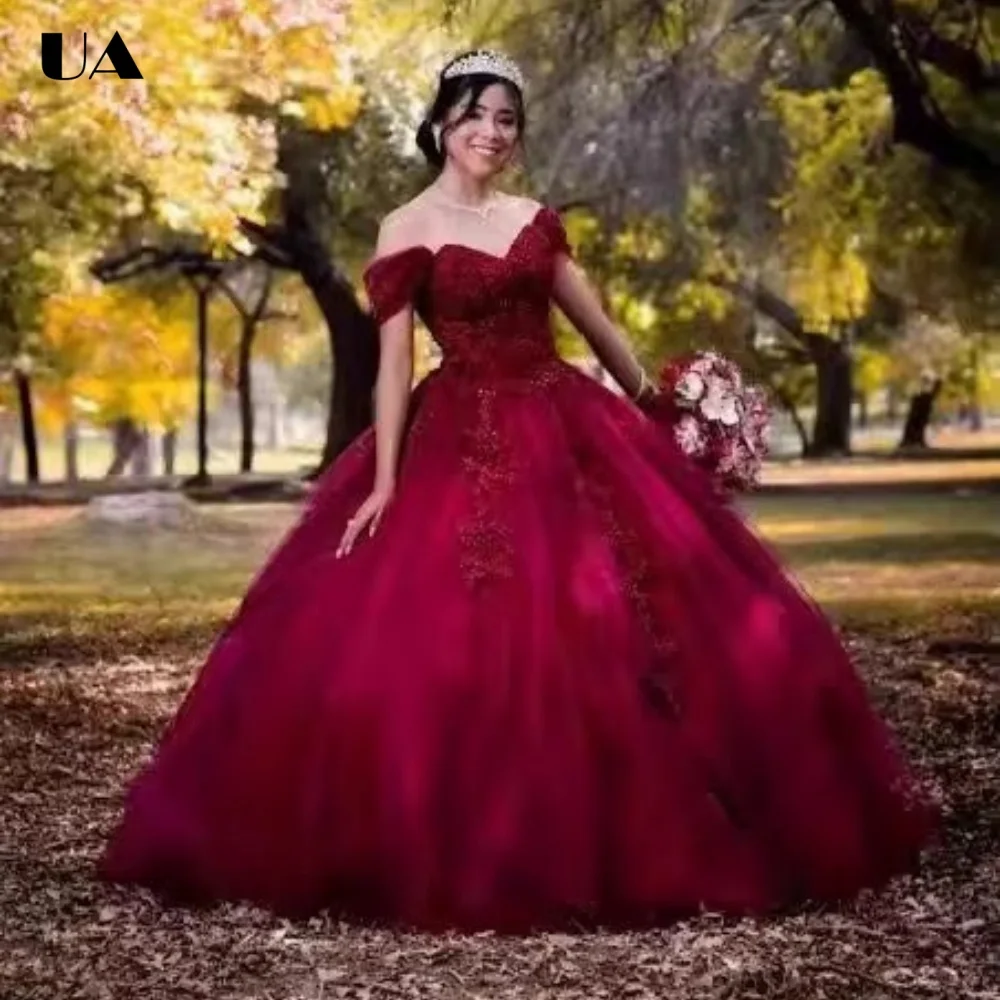 

ULBYANRY Customized A-line Off-the-shoulder Sweet 15 Dress Elegant 3D Flower Quinceanera Dress Princess Style Empire Prom Dress