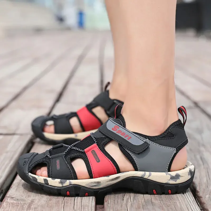 Summer 2024 Shoes for Men Outdoor Beach Man Sandals Japanese New Fashion Wholesale Clearance Sale Non-slip Breathable Trend Buy